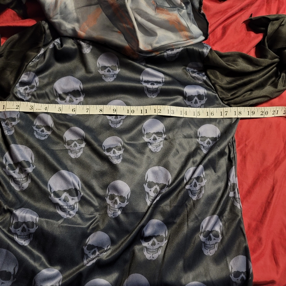 NWOT Grim Reaper Boys light up mask and accessories large costume - Picture 2 of 5